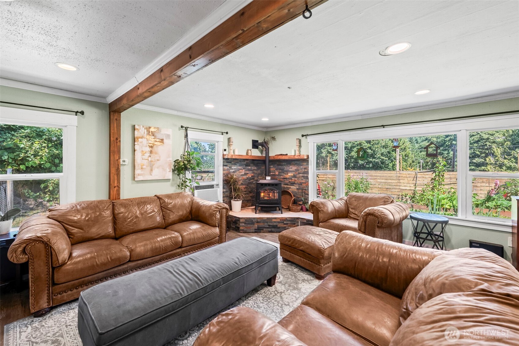 4229 Robinson Road Northeast Bremerton, WA 98310 - Photo 7 of 26 Gallery Image 7