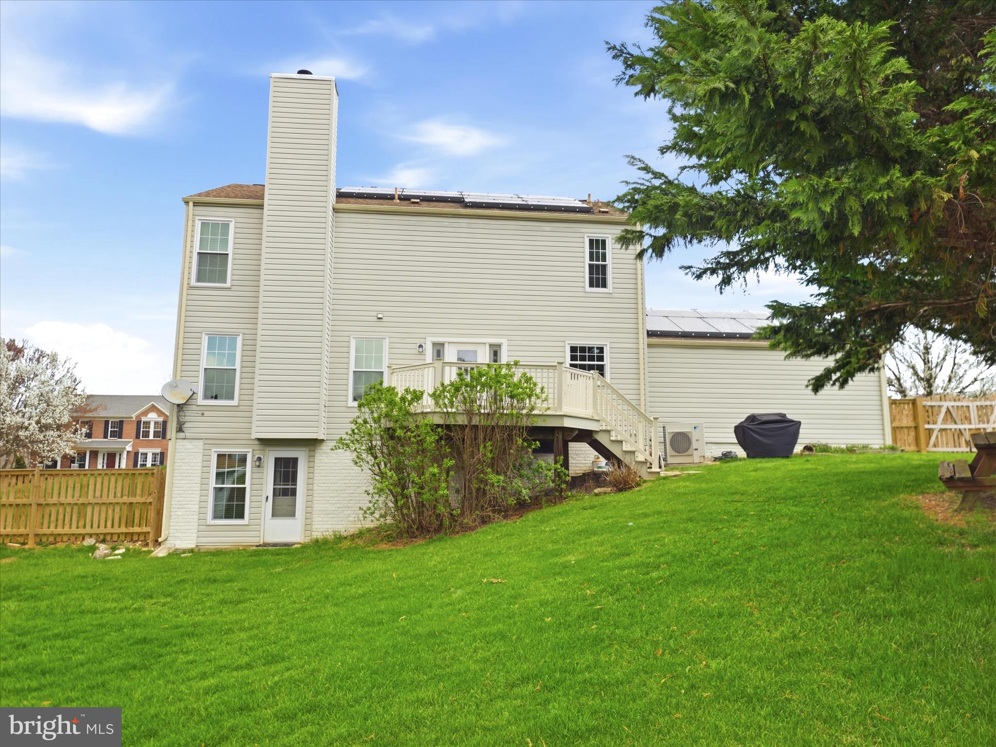 7 Coldstream Court Boonsboro, MD 21713 - Photo 43 of 43 a view of a back yard of the house with an apartment