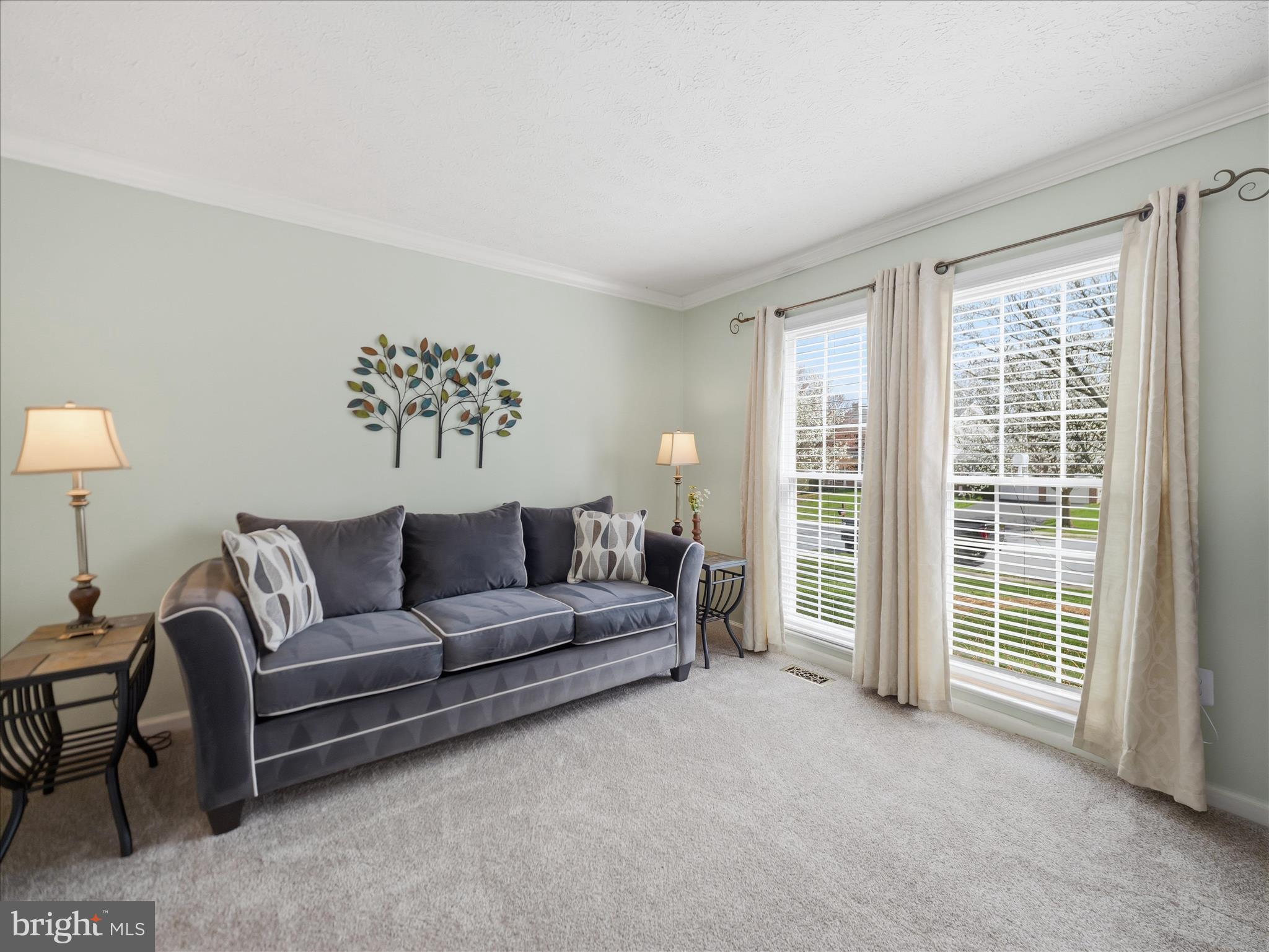 7 Coldstream Court Boonsboro, MD 21713 - Photo 6 of 43 a living room with furniture and a window