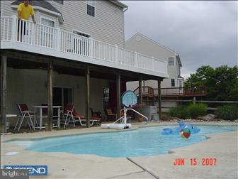 106 Springvalley Way Aston, PA 19014 - Photo 2 of 2 Gallery Image 2