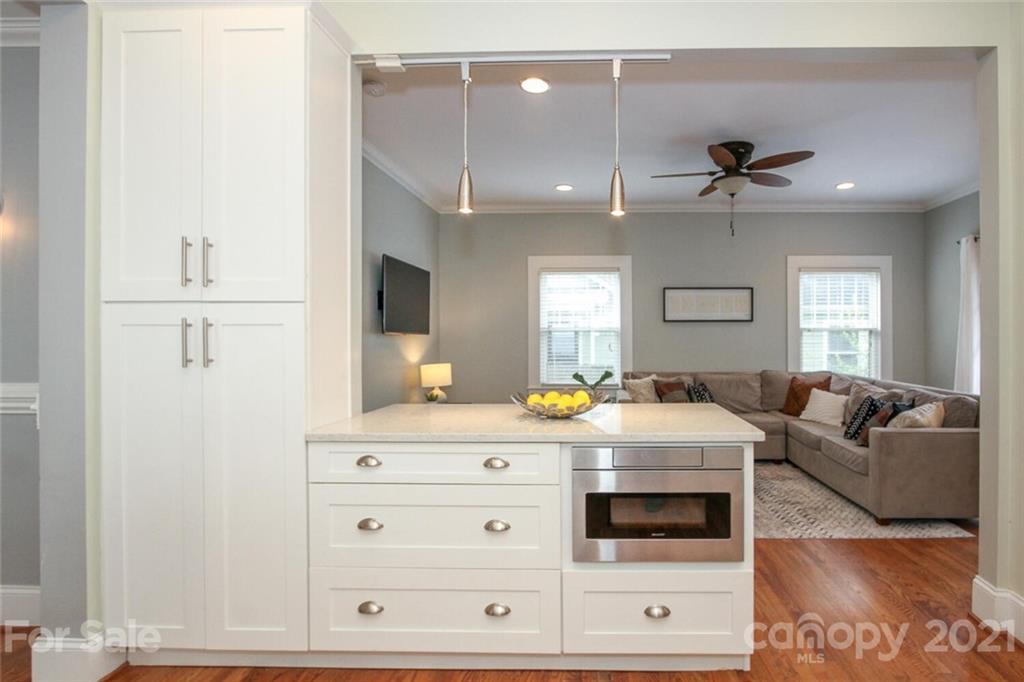 1637 Club Road Charlotte, NC 28205 - Photo 8 of 28 a view of living room with furniture and flat screen tv