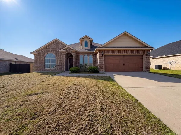 $330,000 | 3717 Dutch Iris Lane, Forest Hill, TX 76140