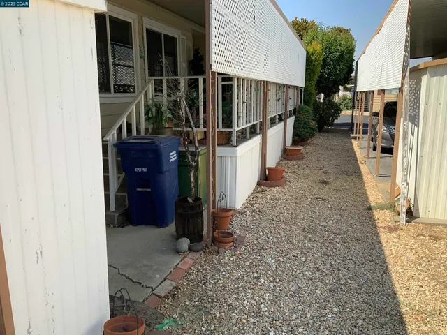 $104,500 | 210 Kona Circle, Pittsburg, CA 94565