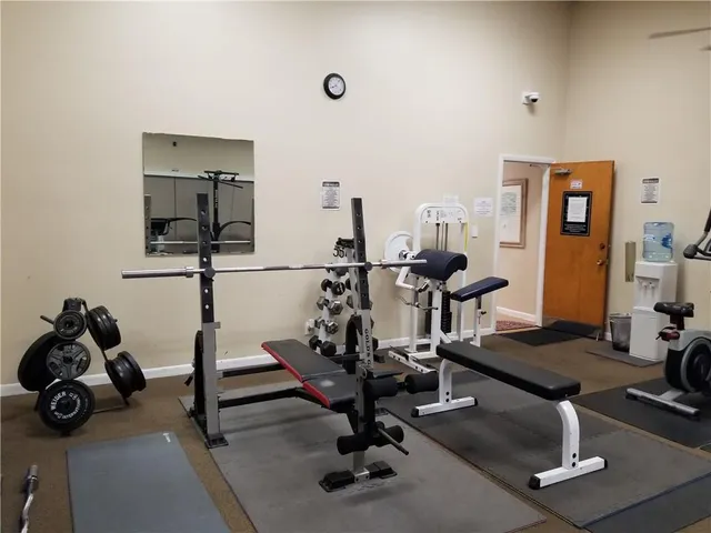 $2,300 | 430 Commodore Drive, Unit 210, Plantation, FL 33325