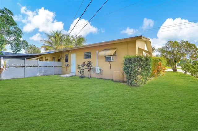 $2,250 | 14600 Northeast 14th Avenue, Unit 2, Miami, FL 33161