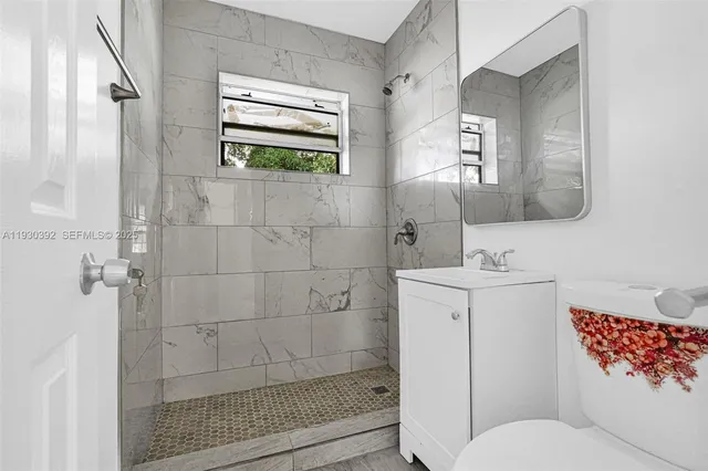 $2,250 | 14600 Northeast 14th Avenue, Unit 2, Miami, FL 33161