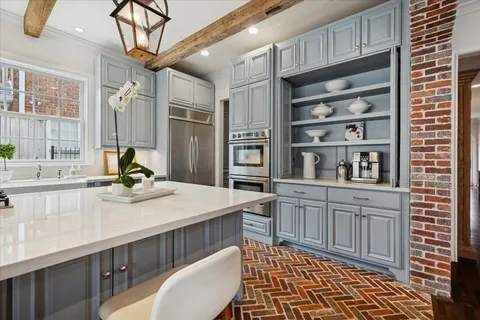 $2,700,000 | 6429 Rutgers Avenue, West University Place, TX 77005