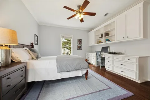 $2,700,000 | 6429 Rutgers Avenue, West University Place, TX 77005