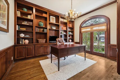 $2,700,000 | 6429 Rutgers Avenue, West University Place, TX 77005