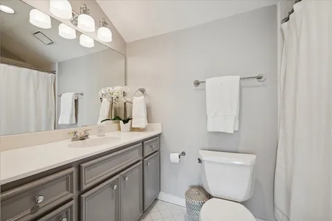 $2,700,000 | 6429 Rutgers Avenue, West University Place, TX 77005