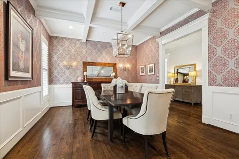 $2,700,000 | 6429 Rutgers Avenue, West University Place, TX 77005