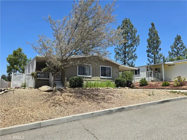 $194,900 | 15181 Van Buren, Unit 301, Riverside, CA 92504