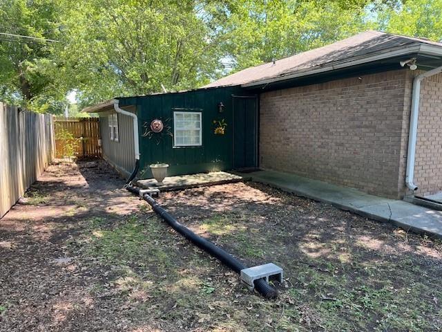 138 Manning Road Southwest Marietta, GA 30064 - Photo 5 of 14 a backyard of a house with shaded area