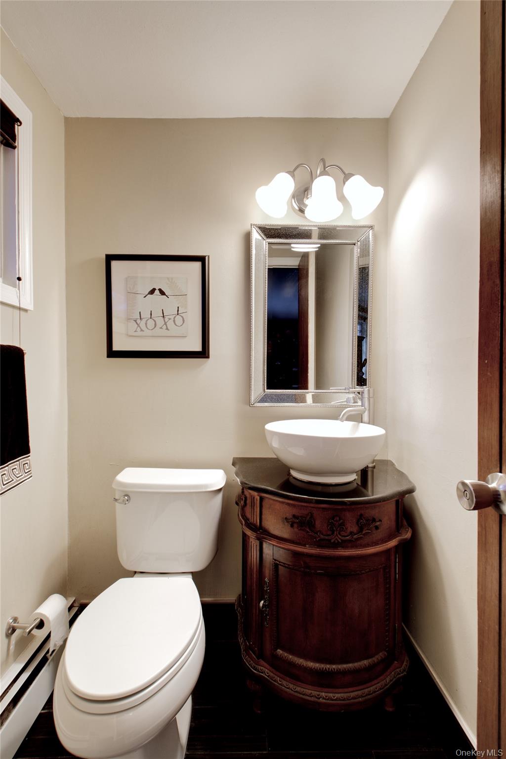 1066 Cedarhurst Street Valley Stream, NY 11581 - Photo 17 of 26