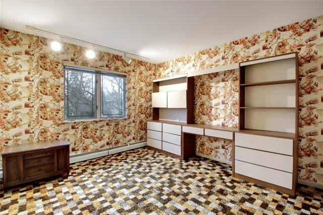 $989,000 | 1066 Cedarhurst Street, Valley Stream, NY 11581