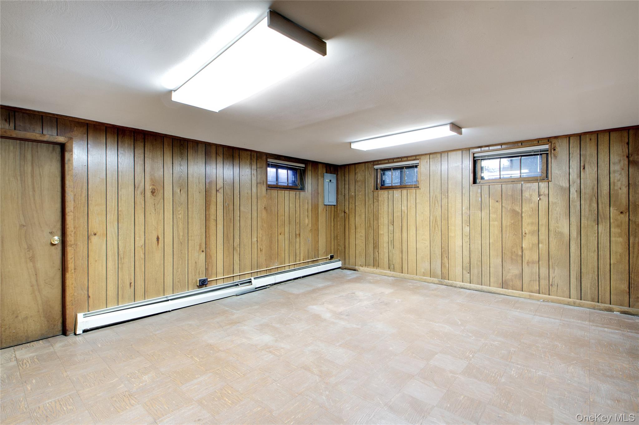 1066 Cedarhurst Street Valley Stream, NY 11581 - Photo 26 of 26