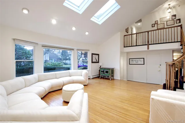 $989,000 | 1066 Cedarhurst Street, Valley Stream, NY 11581