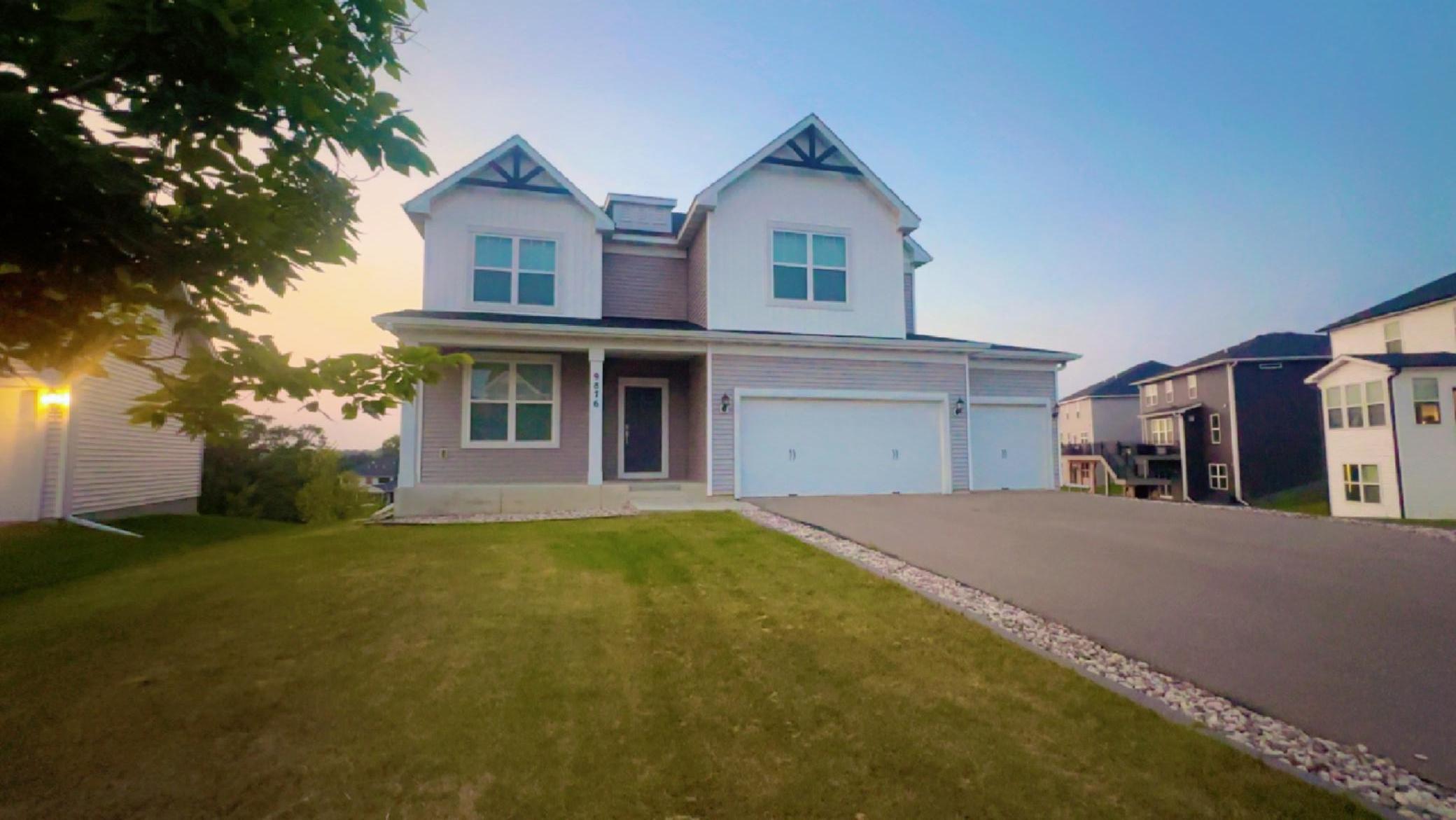 9876 Ambrose Road Woodbury, MN 55129 - Photo 9 of 56