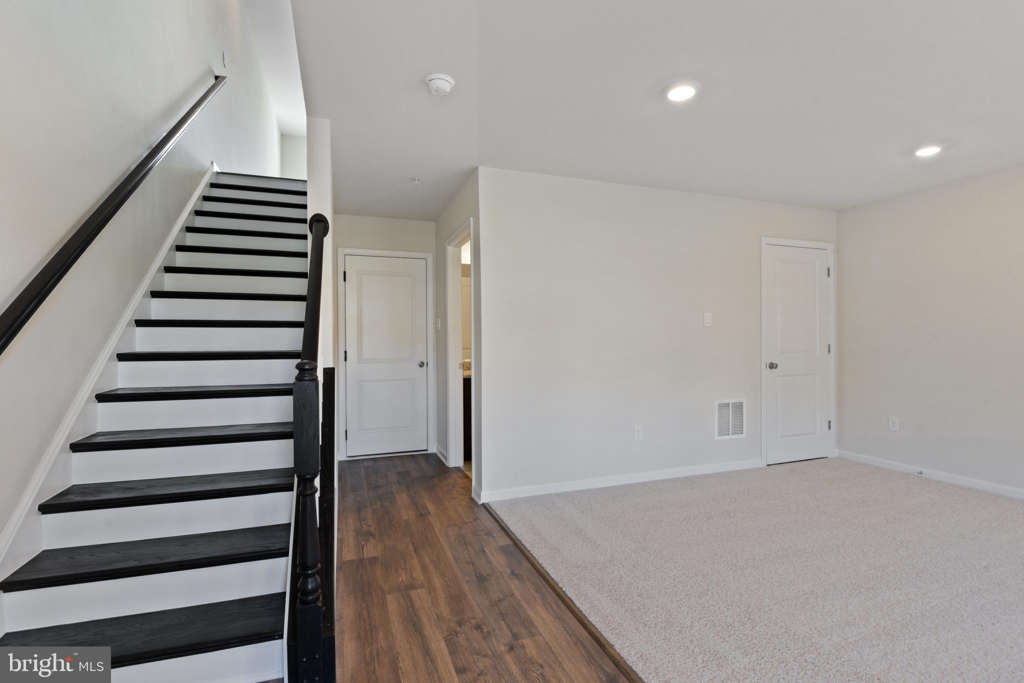 463 Tiller Street Frederick, MD 21701 - Photo 4 of 24