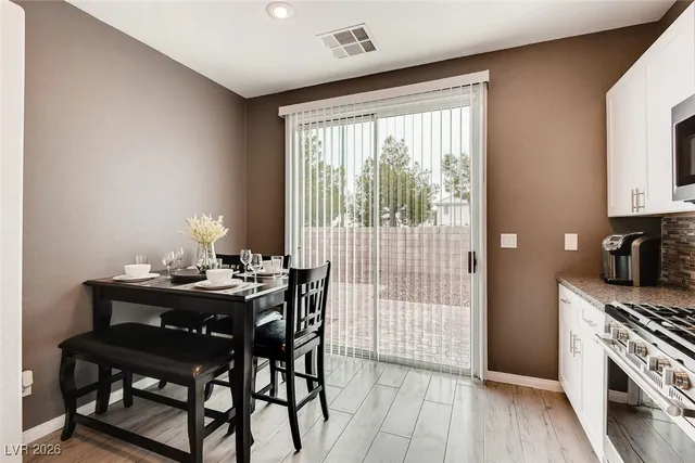 $2,000 | 8061 Palace Monaco Avenue, Las Vegas, NV 89117