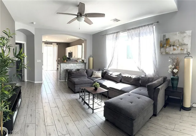 $2,000 | 8061 Palace Monaco Avenue, Las Vegas, NV 89117