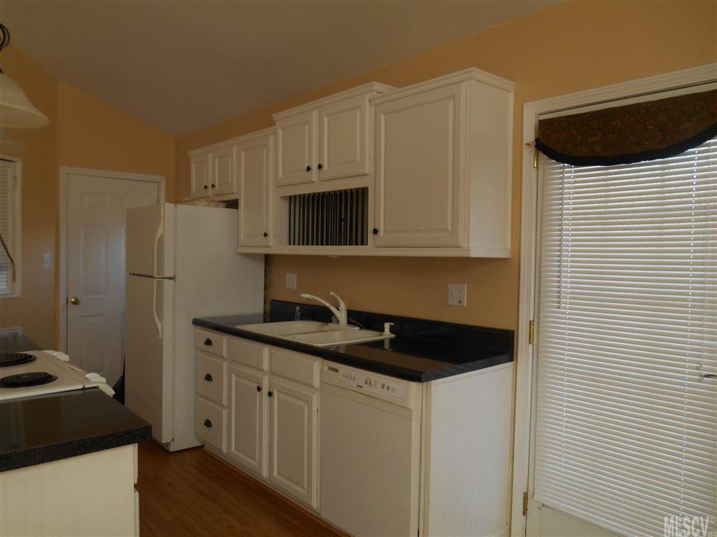 4873 Midway Sand Road Hickory, NC 28601 - Photo 15 of 19 Gallery Image 15
