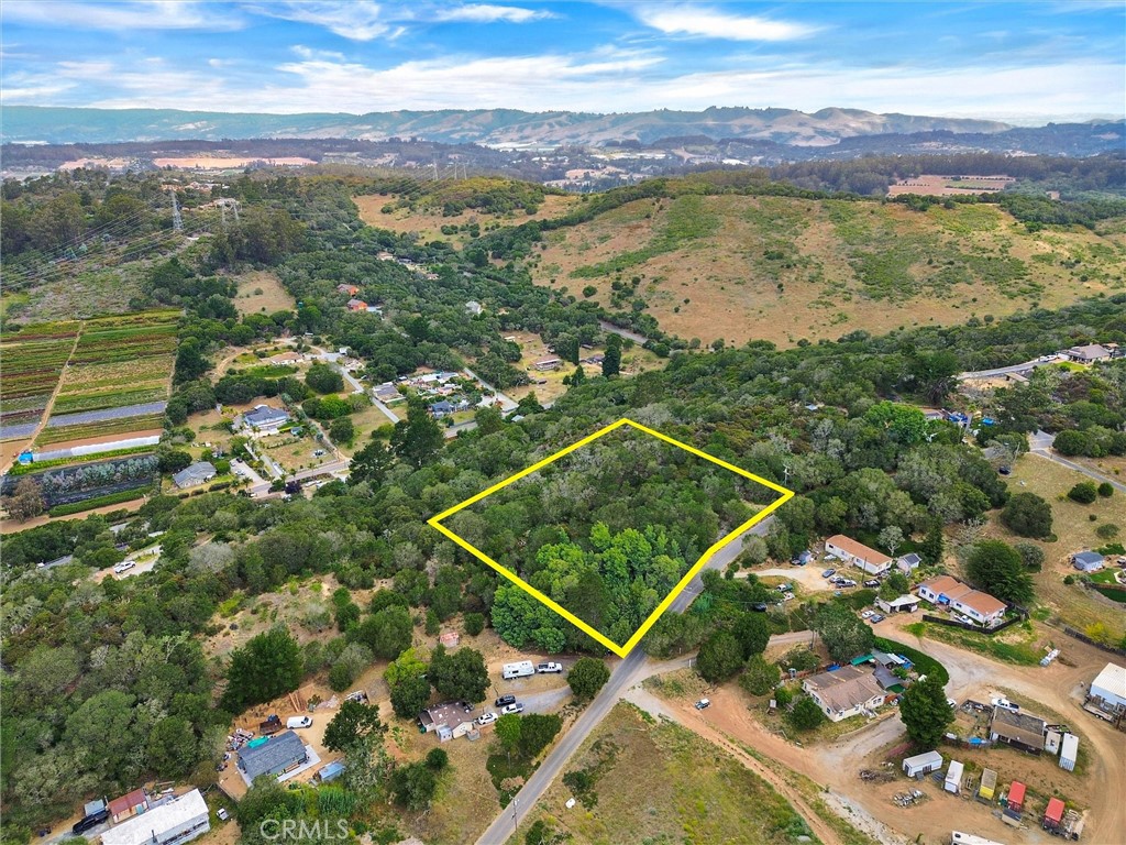 221 Tucker Road Watsonville, CA 95076 - Photo 13 of 31