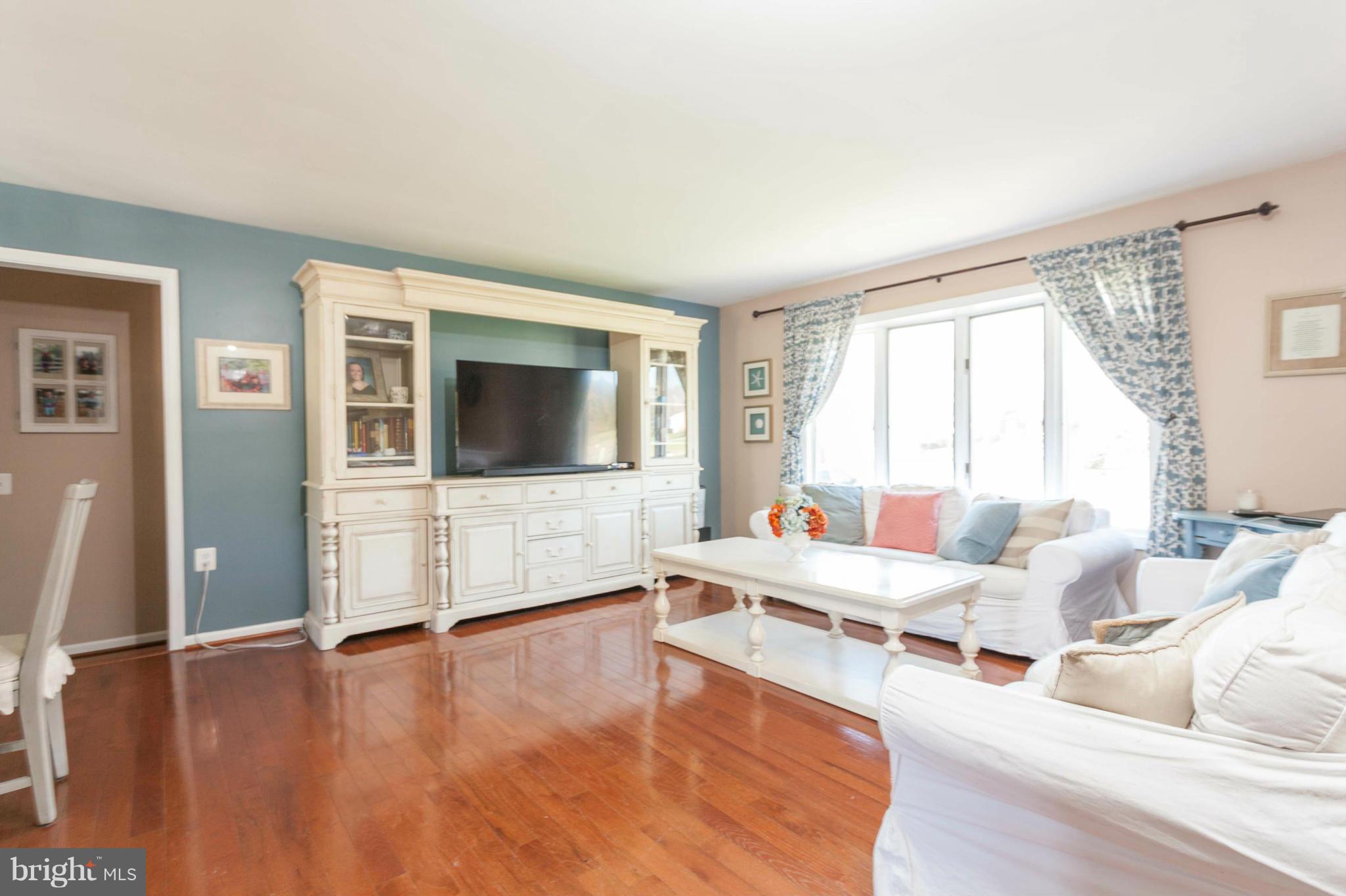 2225 Ridgemont Drive Finksburg, MD 21048 - Photo 11 of 30 Living Room with hardwood floors