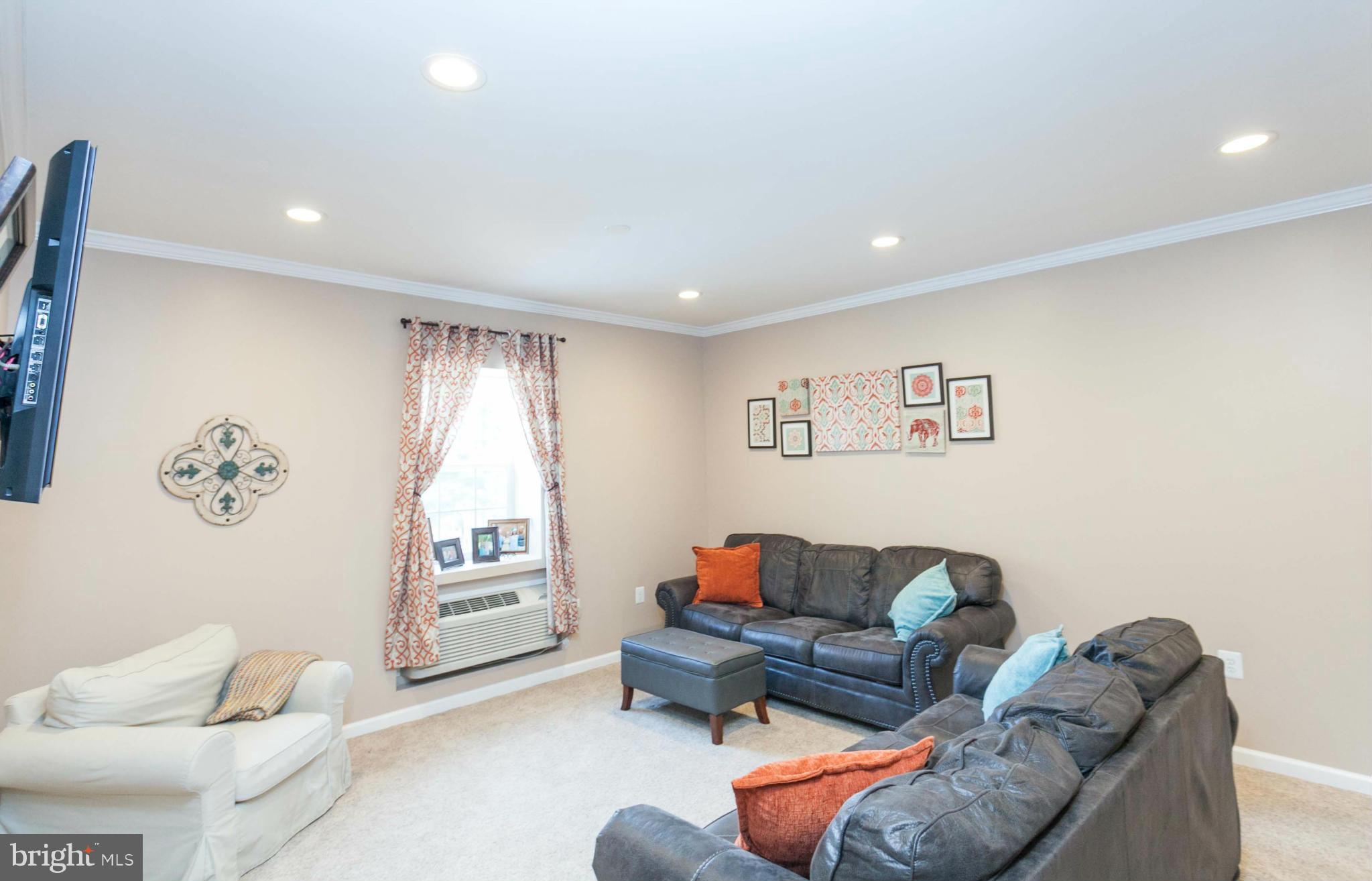 2225 Ridgemont Drive Finksburg, MD 21048 - Photo 24 of 30 Family Room w/recessed lights