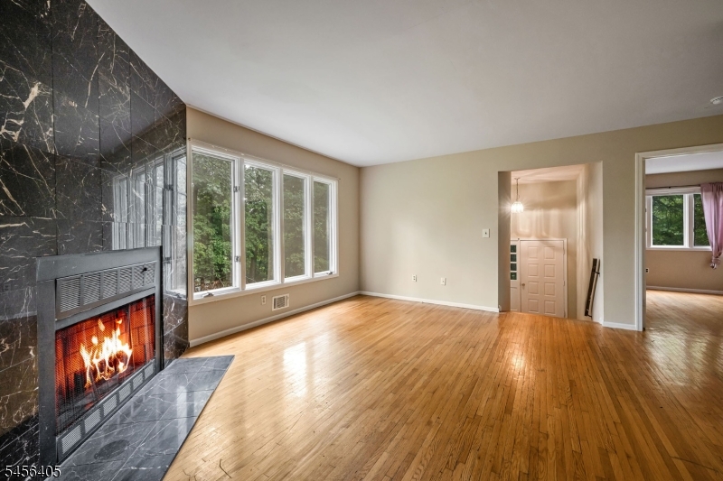 103 Continental Road Morris Plains, NJ 07950 - Photo 9 of 23 Gallery Image 9