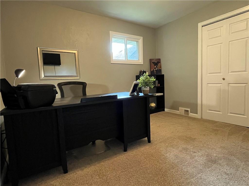 5755 Library Road Bethel Park, PA 15102 - Photo 20 of 24 Gallery Image 20