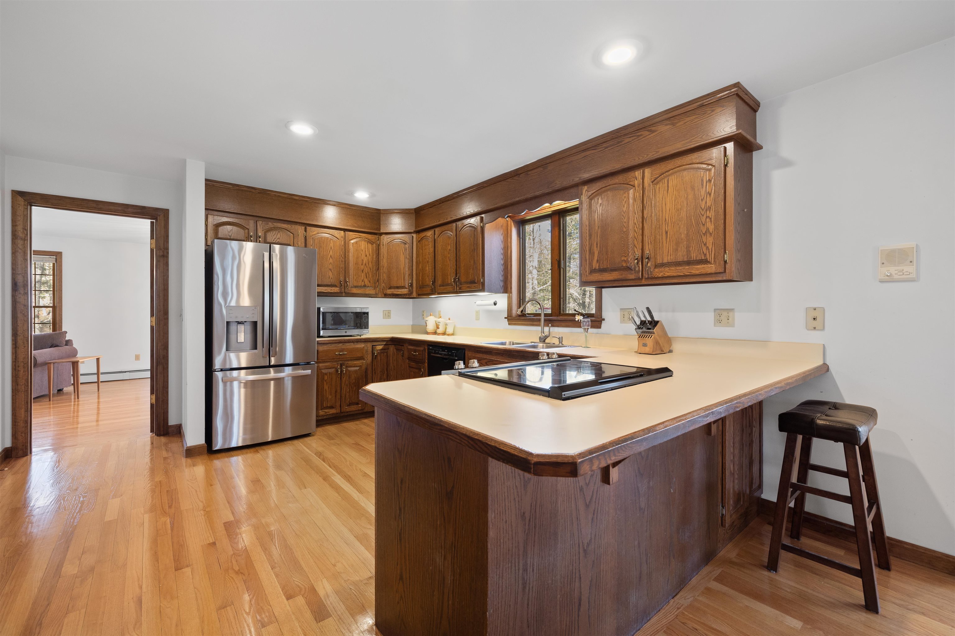 60 Cambridge Road Hampstead, NH 03841 - Photo 7 of 33