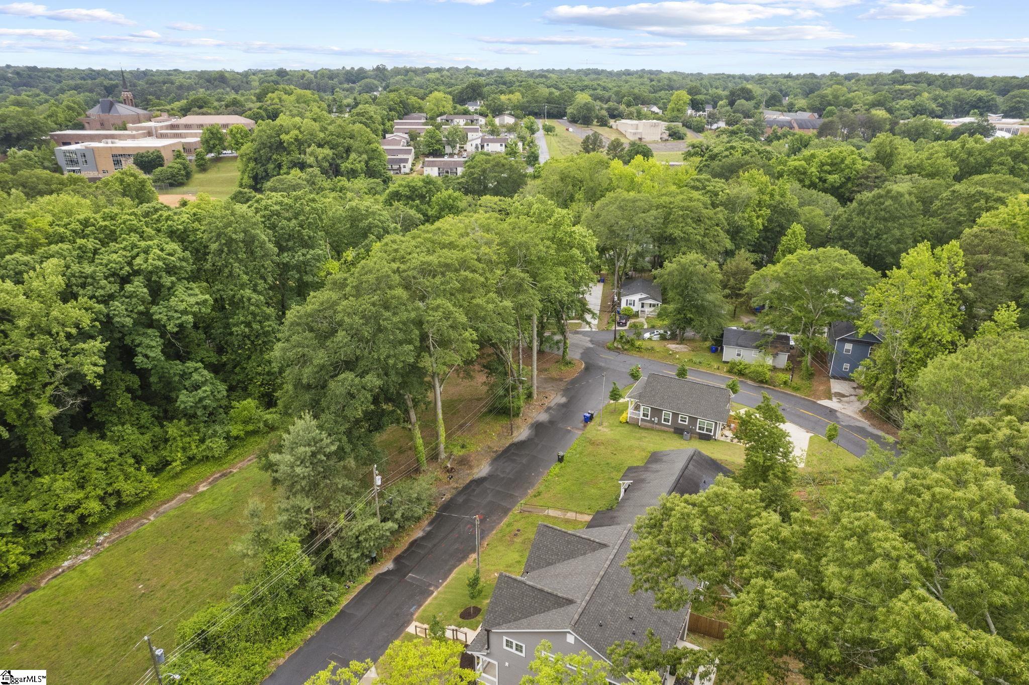 106 Hilton Street Greenville, SC 29607 - Photo 27 of 30
