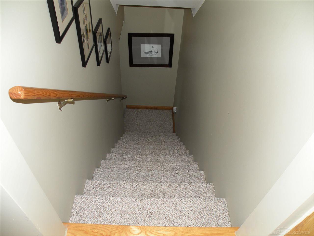 4440 North Lakeshore Road Deckerville, MI 48427 - Photo 32 of 52 50049752-31.JPG