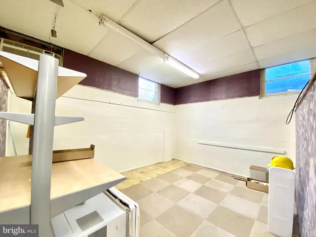 $1,999,999 | 8 Commonwealth Avenue, Claymont, DE 19703