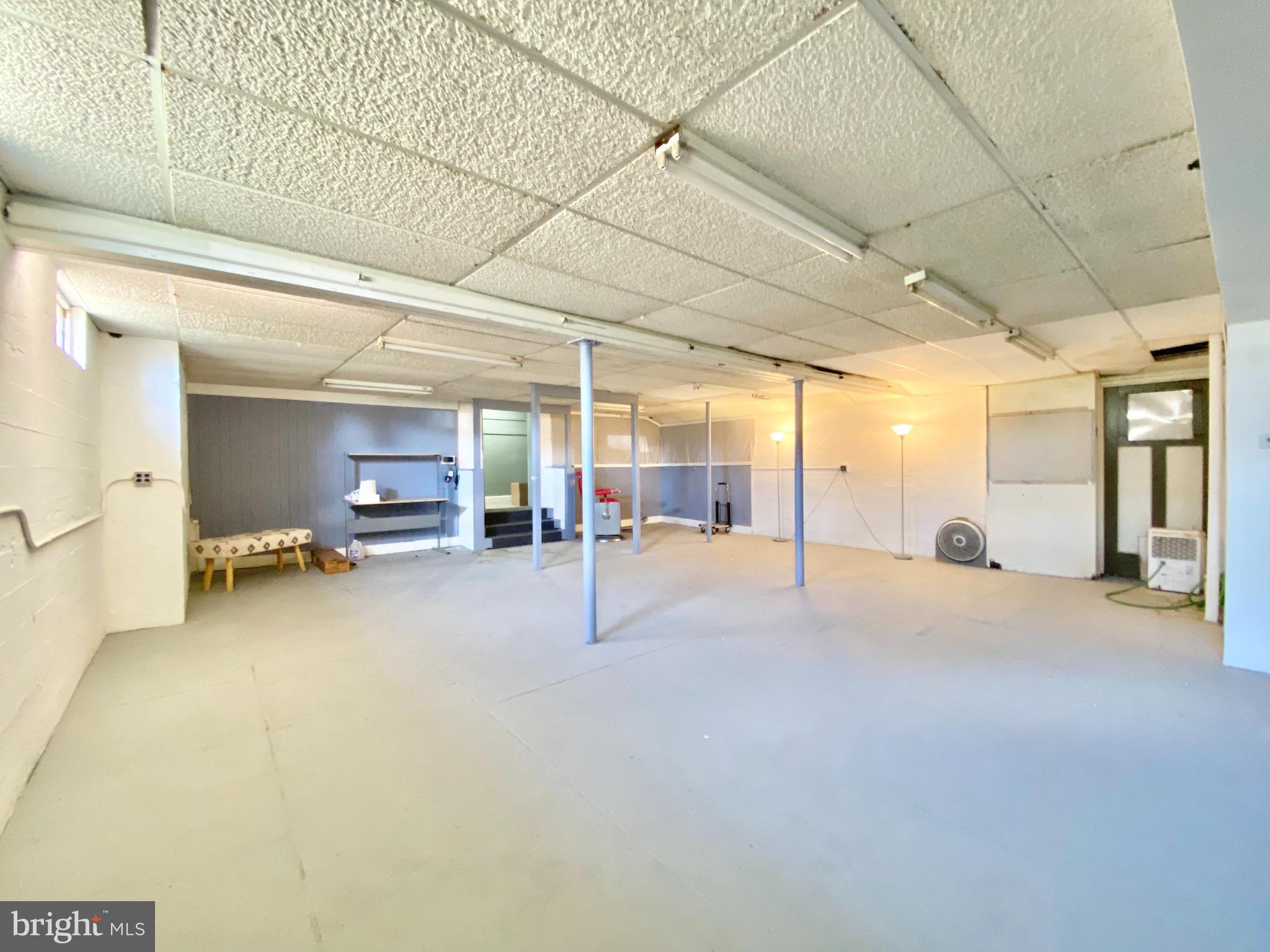 8 Commonwealth Avenue Claymont, DE 19703 - Photo 20 of 138