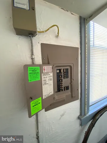 $1,999,999 | 8 Commonwealth Avenue, Claymont, DE 19703