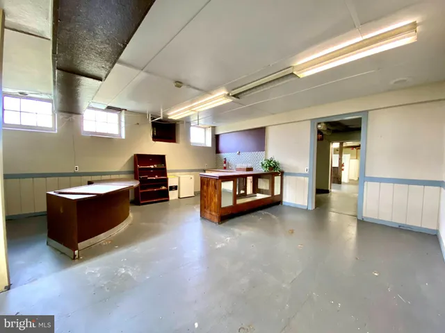 $1,999,999 | 8 Commonwealth Avenue, Claymont, DE 19703