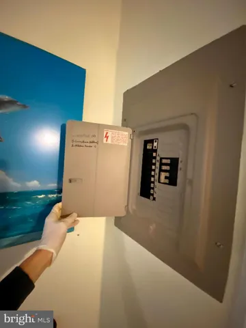 $1,999,999 | 8 Commonwealth Avenue, Claymont, DE 19703