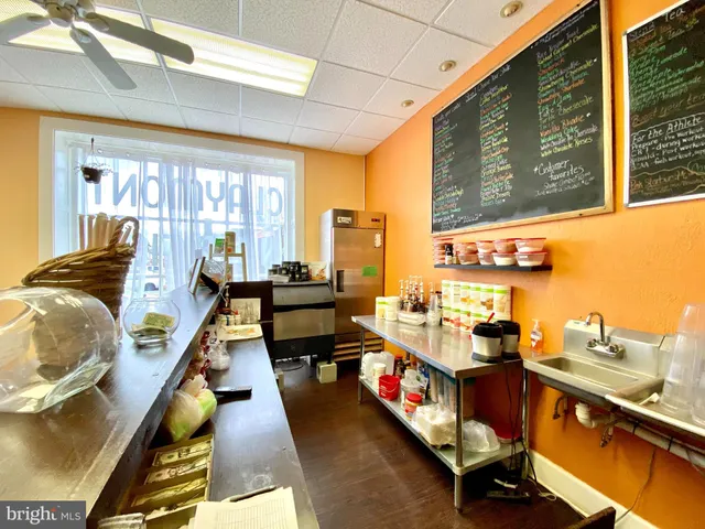 $1,999,999 | 8 Commonwealth Avenue, Claymont, DE 19703