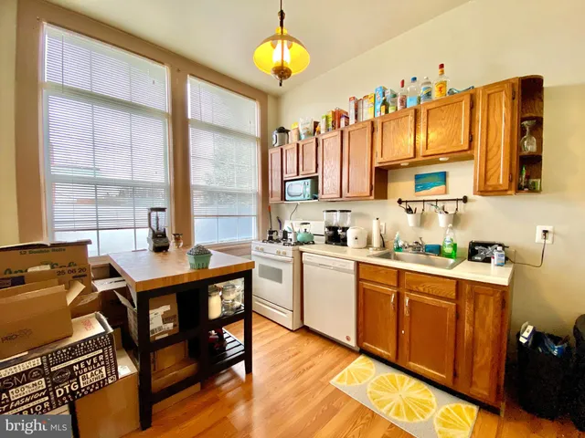 $1,999,999 | 8 Commonwealth Avenue, Claymont, DE 19703