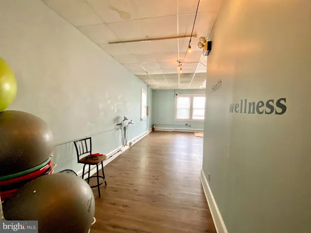 $1,999,999 | 8 Commonwealth Avenue, Claymont, DE 19703