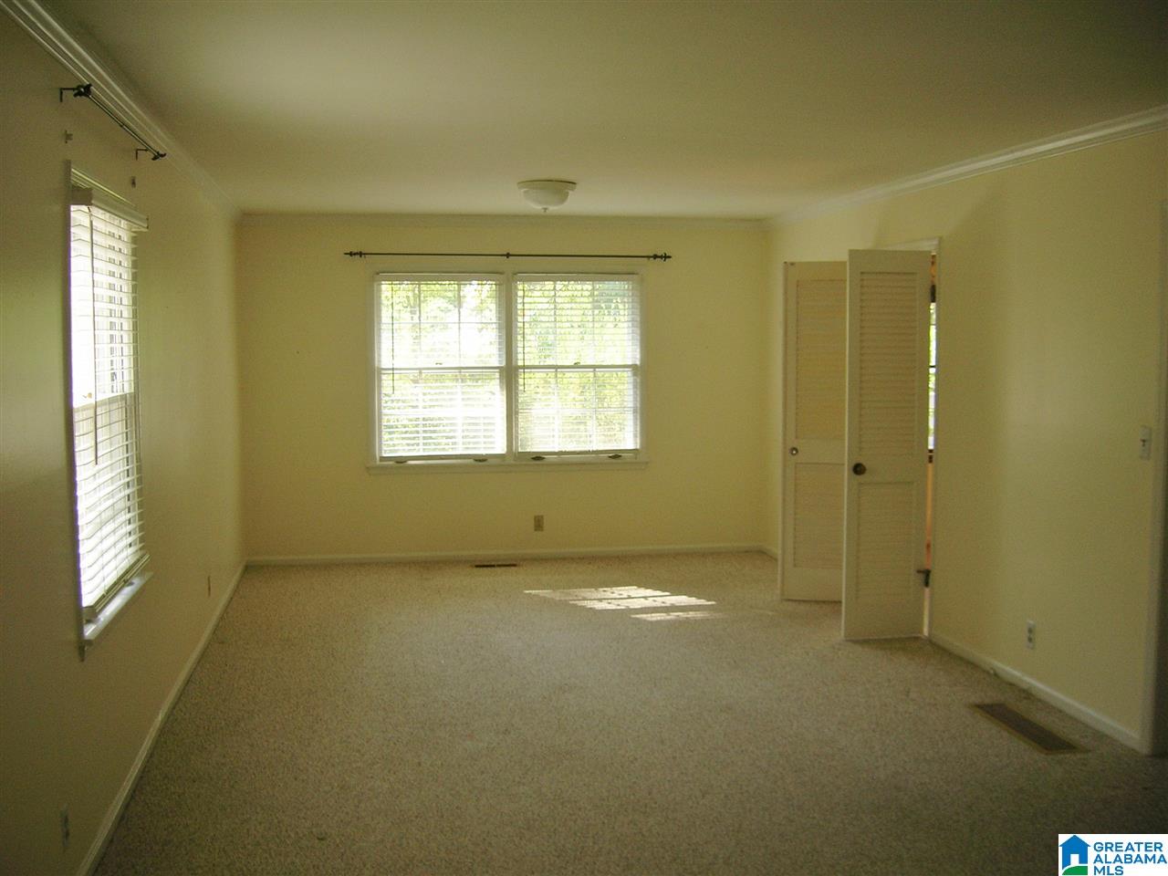 3228 Winchester Road Birmingham, AL 35226 - Photo 8 of 34