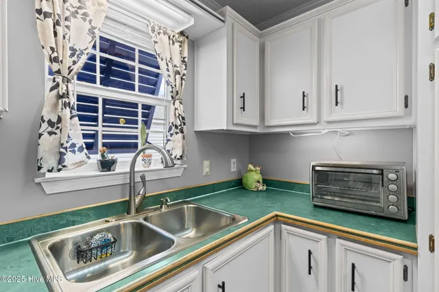 $469,750 | 212 Northeast 33rd Street, Oak Island, NC 28465