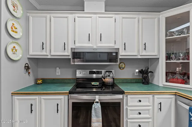 $469,750 | 212 Northeast 33rd Street, Oak Island, NC 28465