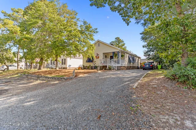 $469,750 | 212 Northeast 33rd Street, Oak Island, NC 28465