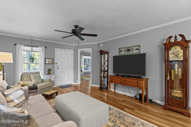 $469,750 | 212 Northeast 33rd Street, Oak Island, NC 28465