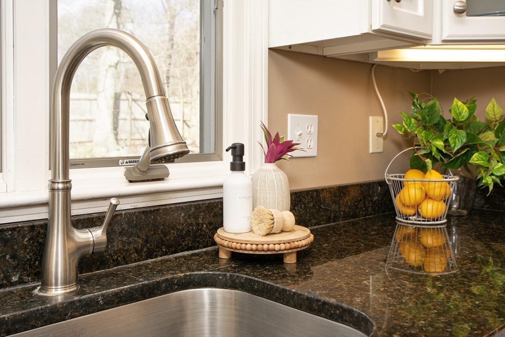 48 Gerard Road Norwell, MA 02061 - Photo 5 of 30