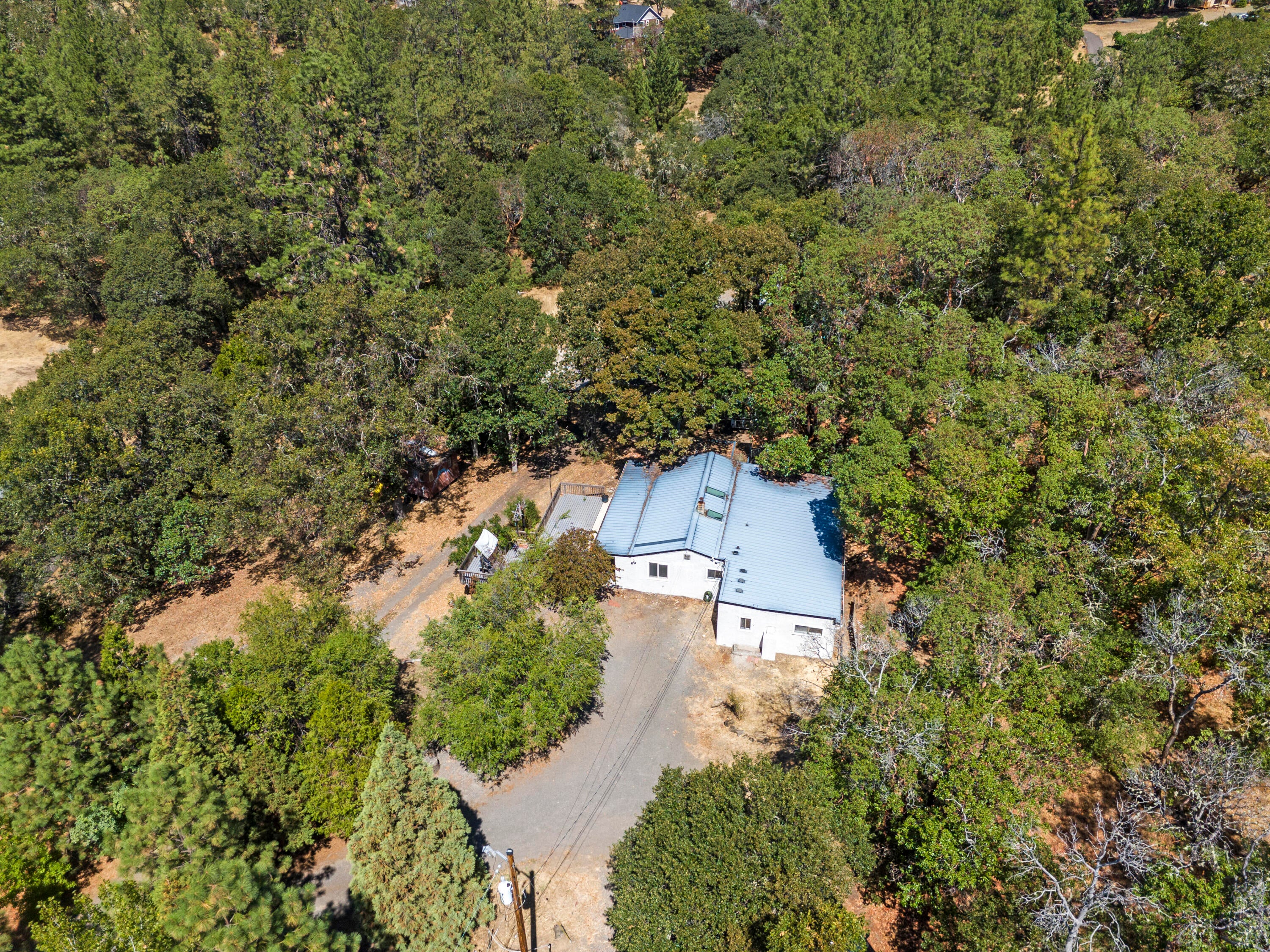 6032 Old Stage Road Central Point, OR 97502 - Photo 45 of 50 Gallery Image 45