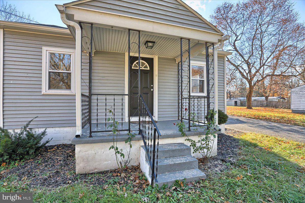 905 Conewago Creek Road Manchester, PA 17345 - Photo 2 of 18 Gallery Image 2